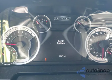 2021 Ram 1500 Classic Tradesman 4X2 5'7 Box из США, поврежденный, VIN 3C6RR6KT5MG714058